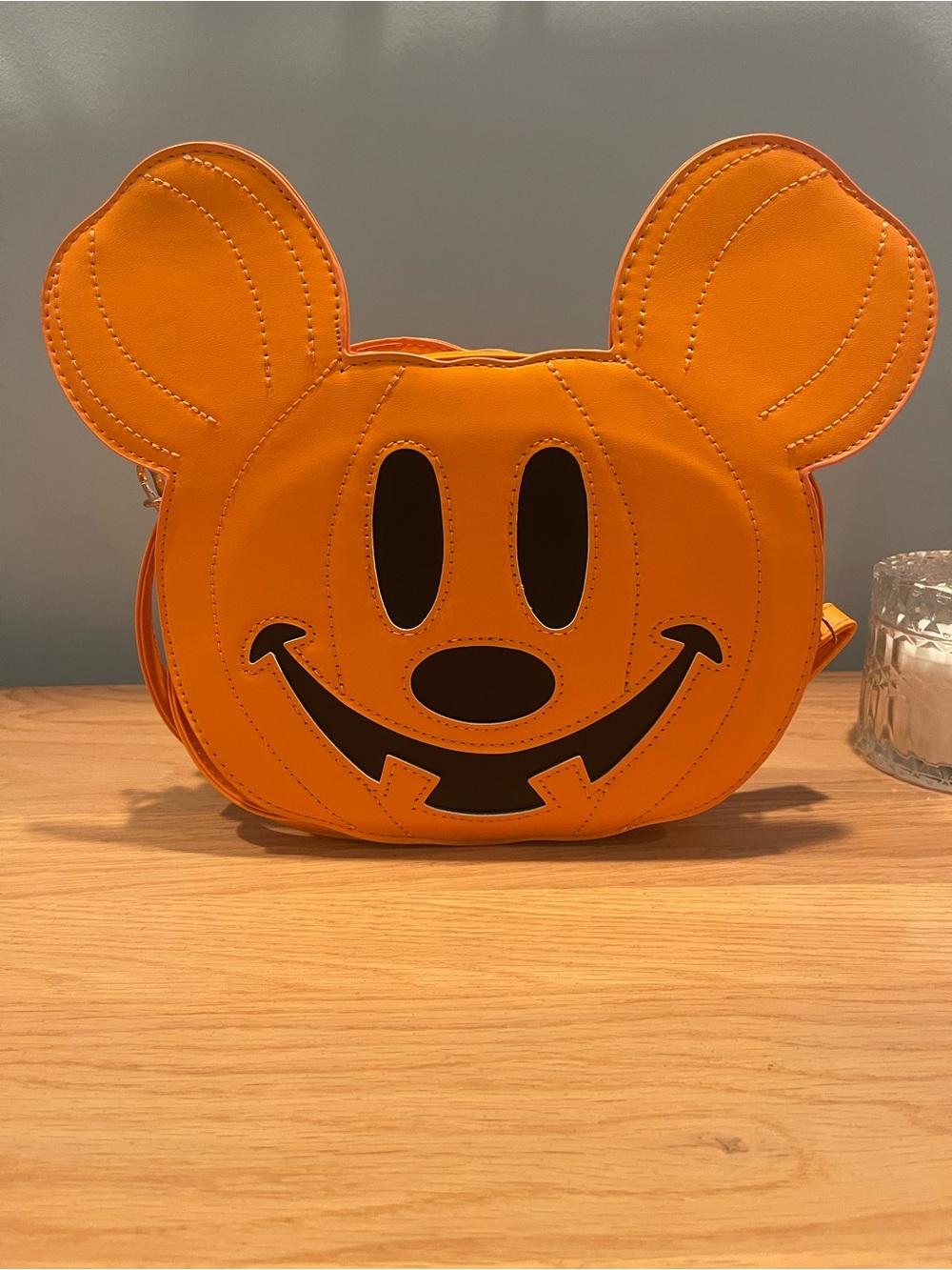 NEW Disney Orange Mickey Pumpkin Face Crossbody Bag - Picture 3 of 7